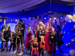 whatsapp image 2025-11-23 at 16.36.302